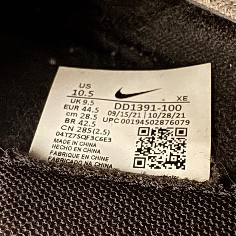 Nike Men's Dunk Low Panda Black and White Trainers Size 10.5 OG - Picture 8 of 8